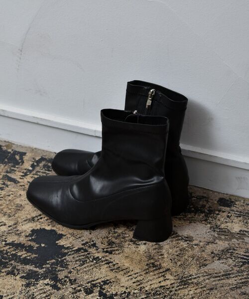 RETRO GIRL（レトロガール）の「ストレッチショートブーツ（ブーツ・レディース・ナチュラル/ブラック/スモークピンク/ライトブラウン・MEDIUM/LARGE）」の6枚目の写真