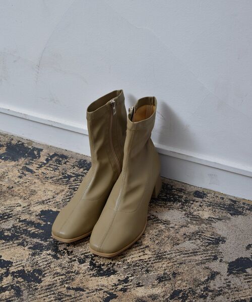 RETRO GIRL（レトロガール）の「ストレッチショートブーツ（ブーツ・レディース・ナチュラル/ブラック/スモークピンク/ライトブラウン・MEDIUM/LARGE）」の8枚目の写真