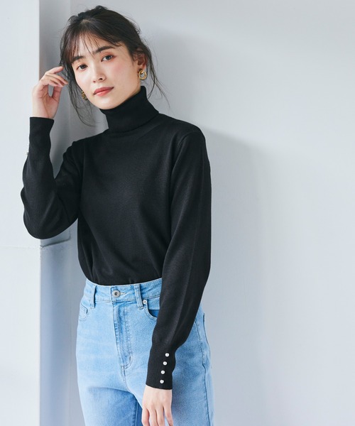 coca（coca）（コカ）の「【WEB限定セール】袖パールタートルニット（ニット/セーター・レディース・ブラック/グレイッシュベージュ/アイボリー/ネイビー・M/L/S）」の17枚目の写真