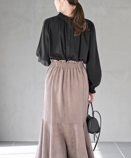 rps（アールピーエス）の「ネル起毛前後２ＷＡＹフリルブラウス（シャツ/ブラウス・レディース・ネイビー/アイボリー/マスタード/ブラック/ブラック系その他2/ベージュ系その他/オフホワイト・M/フリー）」の16枚目の写真