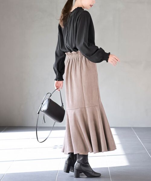 rps（アールピーエス）の「ネル起毛前後２ＷＡＹフリルブラウス（シャツ/ブラウス・レディース・ネイビー/アイボリー/マスタード/ブラック/ブラック系その他2/ベージュ系その他/オフホワイト・M/フリー）」の15枚目の写真