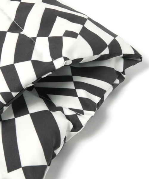 LEPSIM（レプシィム）の「【CONTROL FREAK/WEB限定】ガラドロストスヌード　347757（ネックウォーマー/スヌード・レディース・レオパード/ゼブラ・ONE SIZE）」の11枚目の写真