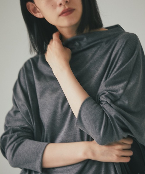 each（イーチ）の「ドルマンスリーブカットソー（Tシャツ/カットソー・レディース・ブラック/ネイビー/チャコールグレー・FREE）」の4枚目の写真