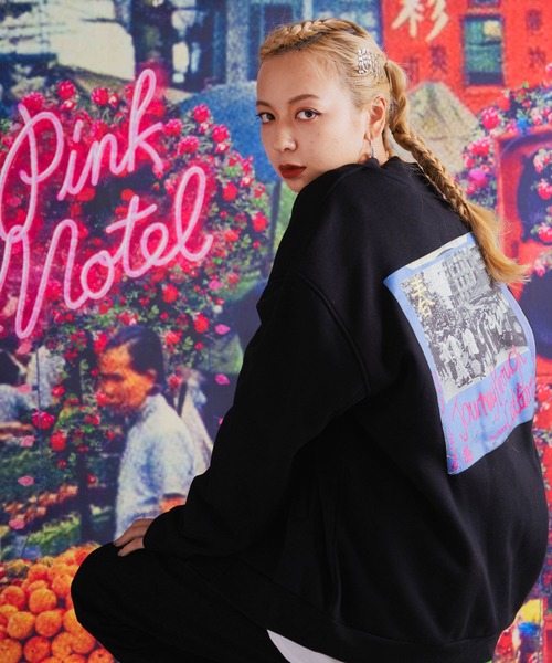 RNA(アールエヌエー)の「M2024 PINK MOTEL カルチャーフォトプリントスタジャン(スタジャン・レディース・ブラック・MEDIUM)」の7枚目の写真