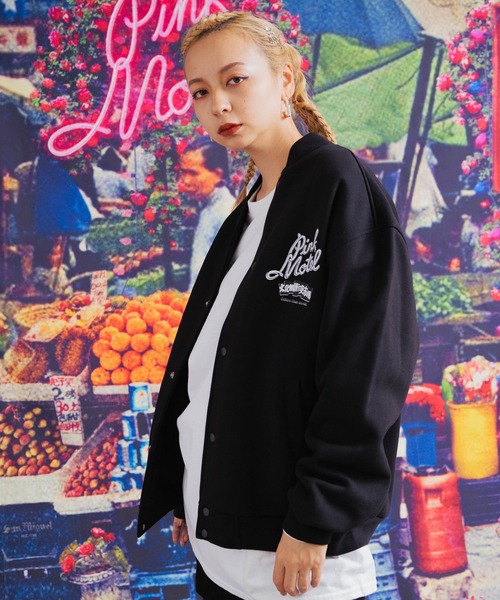 RNA(アールエヌエー)の「M2024 PINK MOTEL カルチャーフォトプリントスタジャン(スタジャン・レディース・ブラック・MEDIUM)」の6枚目の写真