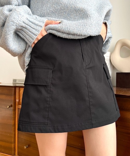 moment+（モーメントプラス）の「ミニカーゴスカート（スカート・レディース・アイボリー/ベージュ/カーキ/ブラック・M/S/L）」の2枚目の写真