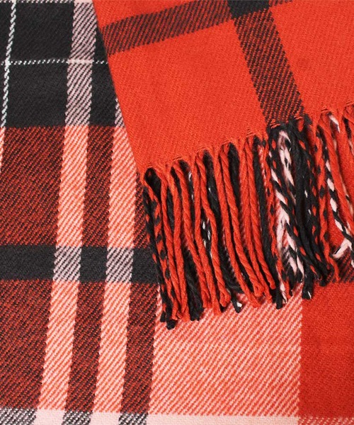 14+（イチヨンプラス）の「ウォッシャブルチェックストール（ストール/ショール・レディース・レッド/グレー/ブルー/オレンジ/イエロー・FREE）」の9枚目の写真