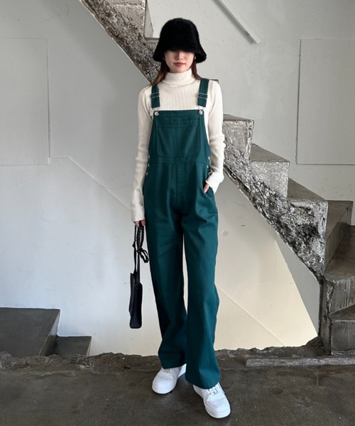 EPIMI E'PIMMY(エピミエピミー)の「カラーデニムオーバーサロペット(サロペット/オーバーオール・レディース・ブラック/オフホワイト/ネイビー/モカ/グリーン/ピンク・MEDIUM)」の20枚目の写真