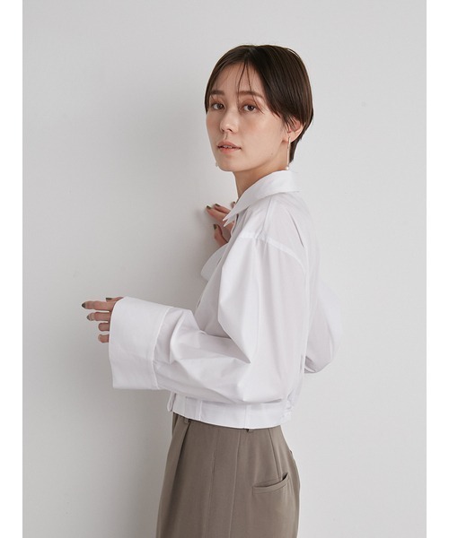 emmi(エミ)の「【emmi atelier】ワイドスリーブ短丈シャツ(シャツ/ブラウス・レディース・イエロー/ホワイト・FREE)」の11枚目の写真