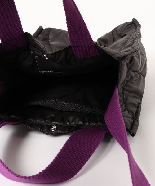 PAGEBOY(ページボーイ)の「PBLIM/WWキルティングトート(ショルダーバッグ・レディース・ブラック/オフホワイト/グリーン/ブラック×グリーン/グレー系その他/カーキ系/ベージュ系その他・FREE)」の10枚目の写真