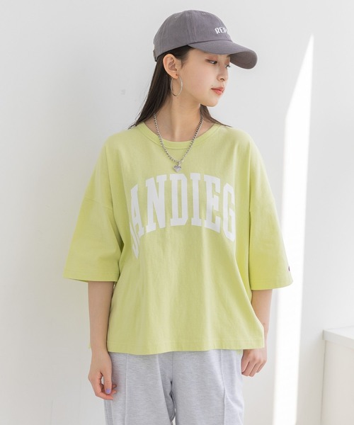 repipi armario（レピピ アルマリオ）の「【champion/チャンピオン×repipi】カレッジロゴワイドT（Tシャツ/カットソー・キッズ・パープル/アイボリー/オートミール/スミクロ/イエロー系/ブルーグリーン・SMALL/MEDIUM/LARGE）」の6枚目の写真