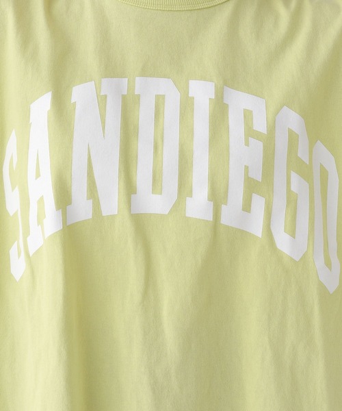 repipi armario（レピピ アルマリオ）の「【champion/チャンピオン×repipi】カレッジロゴワイドT（Tシャツ/カットソー・キッズ・パープル/アイボリー/オートミール/スミクロ/イエロー系/ブルーグリーン・SMALL/MEDIUM/LARGE）」の19枚目の写真