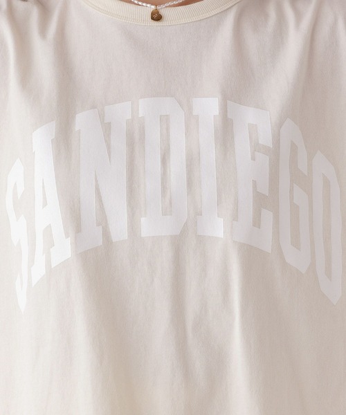 repipi armario（レピピ アルマリオ）の「【champion/チャンピオン×repipi】カレッジロゴワイドT（Tシャツ/カットソー・キッズ・パープル/アイボリー/オートミール/スミクロ/イエロー系/ブルーグリーン・SMALL/MEDIUM/LARGE）」の22枚目の写真