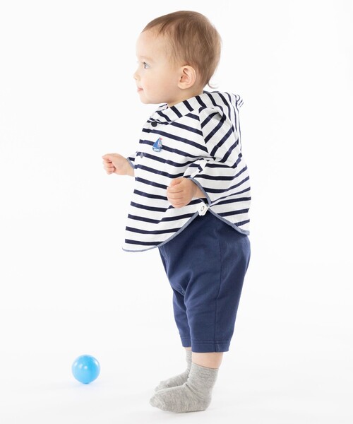 SHIPS(シップス)の「SHIPS KIDS:ボーダー リバーシブル マント(ポンチョ・キッズ・ベージュ/ライトブルー・ONE SIZE)」の6枚目の写真