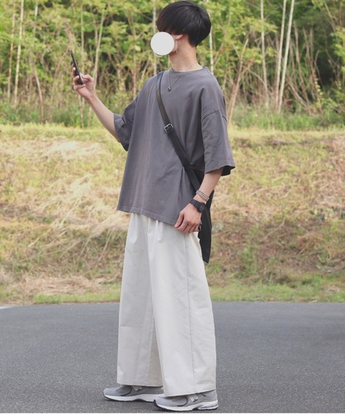 INTER FACTORY（インターファクトリー）の「ファッションインフルエンサー DAISUKE - 2タックルーズボリュームワイドパンツ（その他パンツ・メンズ・アイボリー/ブラック・SMALL/MEDIUM/LARGE）」の17枚目の写真