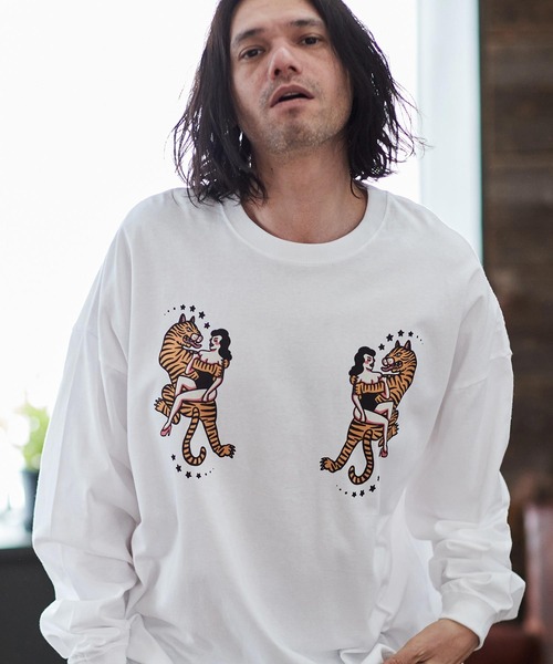 CAMBIO(カンビオ)の「mlt4261- タイガー×女性(タトゥー風デザイン)ビッグシルエットロンT(Tシャツ/カットソー・メンズ・パープル/グレー/ホワイト・S/XL/M/L)」の8枚目の写真