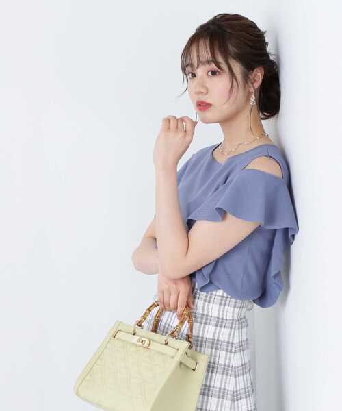 PROPORTION BODY DRESSING(プロポーションボディドレッシング)の「ラッフルオープンショルダーニット / 1213170501(ニット/セーター・レディース・ベージュ/ピンク/オフホワイト/ブルー/ライトグリーン・MEDIUM/SMALL)」の4枚目の写真