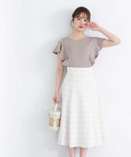 PROPORTION BODY DRESSING(プロポーションボディドレッシング)の「ラッフルオープンショルダーニット / 1213170501(ニット/セーター・レディース・ベージュ/ピンク/オフホワイト/ブルー/ライトグリーン・MEDIUM/SMALL)」の13枚目の写真