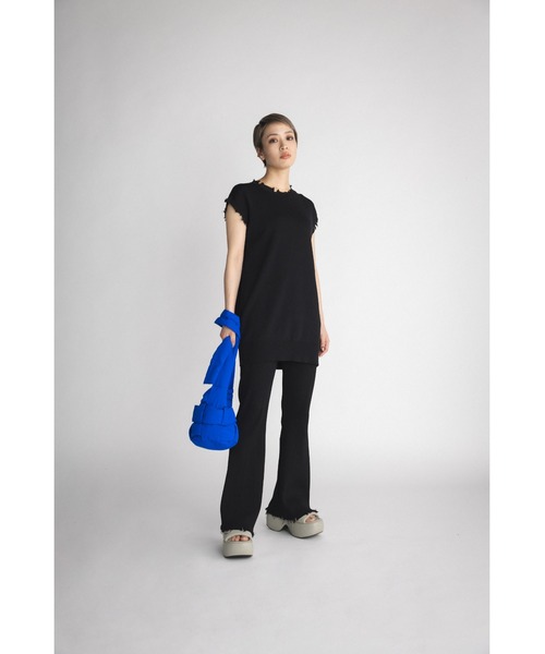 SLY（スライ）の「LIMITED ITEM FRENCH SLEEVE CRUSH TUNIC フレンチスリーブ クラッシュ チュニック ノースリーブ セットアップ可能 ベスト（ニット/セーター・レディース・グレー/ブラック/アイボリー/ターコイズブルー・FREE）」の13枚目の写真