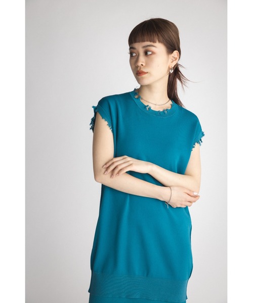 SLY（スライ）の「LIMITED ITEM FRENCH SLEEVE CRUSH TUNIC フレンチスリーブ クラッシュ チュニック ノースリーブ セットアップ可能 ベスト（ニット/セーター・レディース・グレー/ブラック/アイボリー/ターコイズブルー・FREE）」の21枚目の写真
