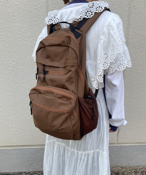 anoco no oheya（アノコノオへヤ）の「えのちゃん-life custom backpack  made in INTER FACTORY（バックパック/リュック・レディース・ブラウン/ブラック/カーキ・FREE）」の8枚目の写真