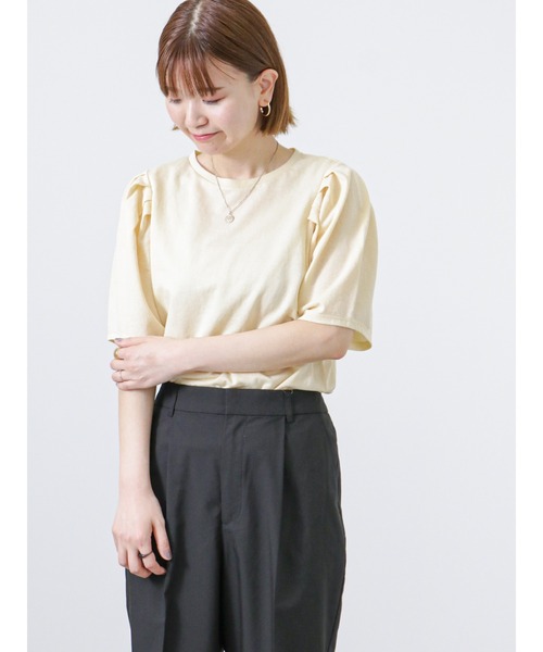 Lugnoncure（ルノンキュール）の「パフスリーブトップス（Tシャツ/カットソー・レディース・オフホワイト/イエロー/ブルー/ブラック・ﾌﾘ-）」の4枚目の写真