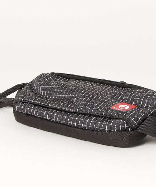 NIXON(ニクソン)の「【NIXON/ニクソン】Cutback Bag ヒップバッグ ボディバッグ ウエストポーチ ウエストバッグ ブランドロゴ(ボディバッグ/ウエストポーチ・メンズ・ダークグリーン/ブラック/ブラック×レッド・FREE)」の18枚目の写真