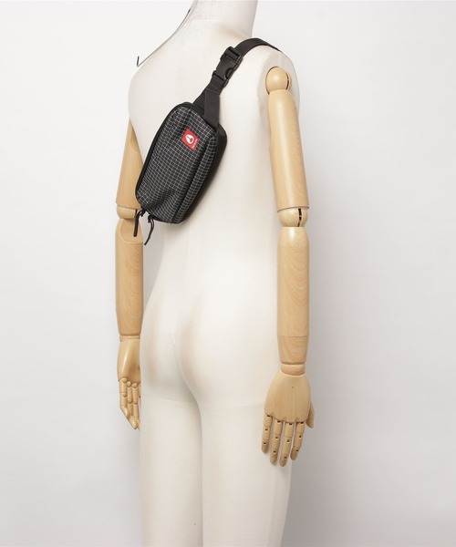 NIXON(ニクソン)の「【NIXON/ニクソン】Cutback Bag ヒップバッグ ボディバッグ ウエストポーチ ウエストバッグ ブランドロゴ(ボディバッグ/ウエストポーチ・メンズ・ダークグリーン/ブラック/ブラック×レッド・FREE)」の7枚目の写真