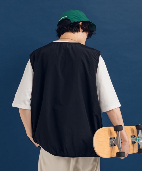 MUHET（ミュエータ）の「Vネックナイロンベスト（ベスト）」 - WEAR