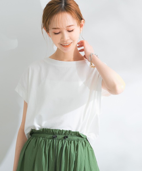 URBAN RESEARCH ROSSO WOMEN（アーバンリサーチ　ロッソ）の「ドライタッチデザインコクーンTシャツ（Tシャツ/カットソー・レディース・ブラック/パープル/オフホワイト/グリーン・FREE）」の2枚目の写真