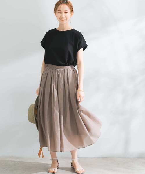 URBAN RESEARCH ROSSO WOMEN（アーバンリサーチ　ロッソ）の「ドライタッチデザインコクーンTシャツ（Tシャツ/カットソー・レディース・ブラック/パープル/オフホワイト/グリーン・FREE）」の18枚目の写真