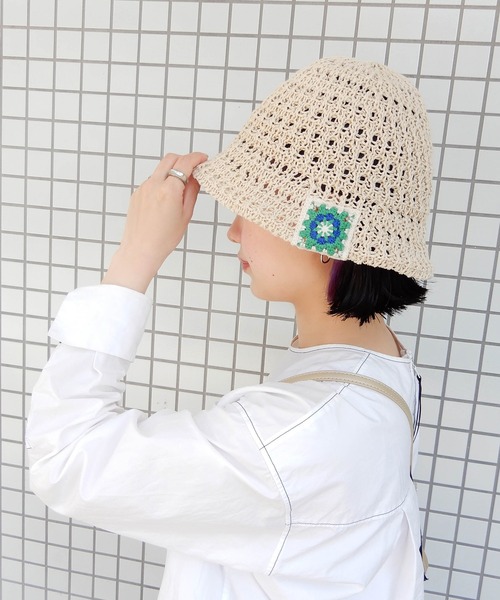 minia(ミニア)の「クロシェ編み フラワーパッチバケットハット(ハット・レディース・ブラック/グリーン/ナチュラル・FREE)」の19枚目の写真