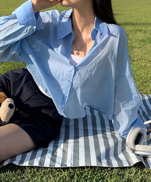 BEIDELLI（ベイデリー）の「[BELLIDE MADE] クロップシアールーズフィットシャツ（シャツ/ブラウス・レディース・イエロー/ネイビー/ホワイト/スカイブルー/ローズ/チャコールグレー・FREE）」の4枚目の写真