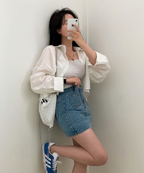 BEIDELLI（ベイデリー）の「[BELLIDE MADE] クロップシアールーズフィットシャツ（シャツ/ブラウス・レディース・イエロー/ネイビー/ホワイト/スカイブルー/ローズ/チャコールグレー・FREE）」の11枚目の写真