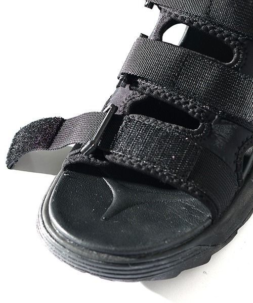 MinoriTY(マイノリティ)の「【MinoriTY】厚底シャークソールグラディエーターサンダル メンズ スポーツサンダル シンプル 夏服(サンダル・メンズ・オリーブ/ホワイト/ブラック・S/M/L)」の10枚目の写真