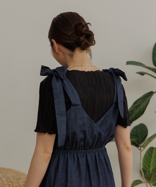 flower(フラワー)の「ショルダーリボンワンピース(ワンピース・レディース・ブルー/ネイビー・FREE)」の3枚目の写真