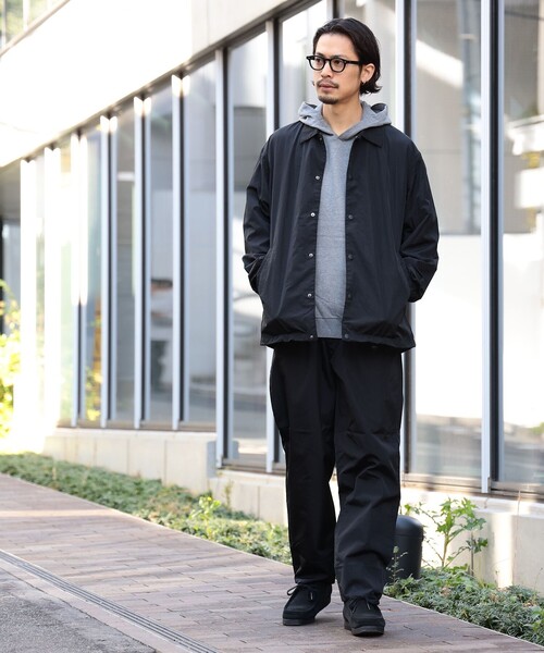 B:MING by BEAMS(ビーミングバイビームス)の「CITY DWELLERS / ナイロン イージースラックス 23AW (セットアップ対応)(スラックス・メンズ・ブラック・SMALL/MEDIUM/LARGE)」の2枚目の写真