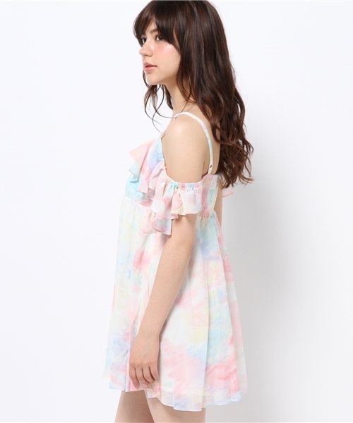 OUTLET（アウトレット）の「【DaTuRa】フリルショルダーキャミワンピ（ワンピース・レディース・ピンク・FREE）」の3枚目の写真