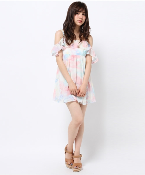 OUTLET（アウトレット）の「【DaTuRa】フリルショルダーキャミワンピ（ワンピース・レディース・ピンク・FREE）」の5枚目の写真