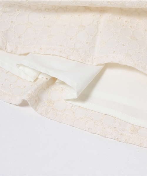 NATURAL BEAUTY BASIC（ナチュラルビューティーベーシック）の「エンブロイダリーワンピース（ワンピース・レディース・イエロー/ホワイト系その他/ネイビー・MEDIUM/SMALL）」の13枚目の写真