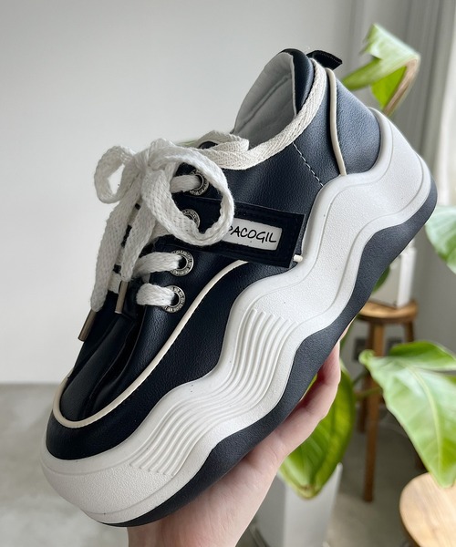 Nana(ナナ)（ナナ）の「なみなみソールモノトーンスニーカー（スニーカー・レディース・ホワイト/ブラック・22.5cm/23cm/23.5cm/24cm/24.5cm/25cm）」の8枚目の写真