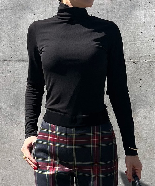 JENNE(ジェンヌ)の「ソフトタッチJENNEベーシックカットソー(Tシャツ/カットソー・レディース・ホワイト/ネイビー/ブラック・MEDIUM/LARGE/SMALL)」の12枚目の写真