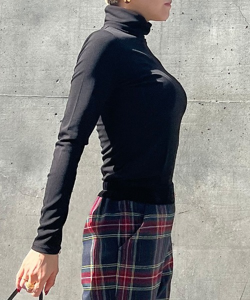 JENNE(ジェンヌ)の「ソフトタッチJENNEベーシックカットソー(Tシャツ/カットソー・レディース・ホワイト/ネイビー/ブラック・MEDIUM/LARGE/SMALL)」の13枚目の写真