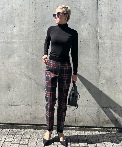 JENNE(ジェンヌ)の「ソフトタッチJENNEベーシックカットソー(Tシャツ/カットソー・レディース・ホワイト/ネイビー/ブラック・MEDIUM/LARGE/SMALL)」の14枚目の写真