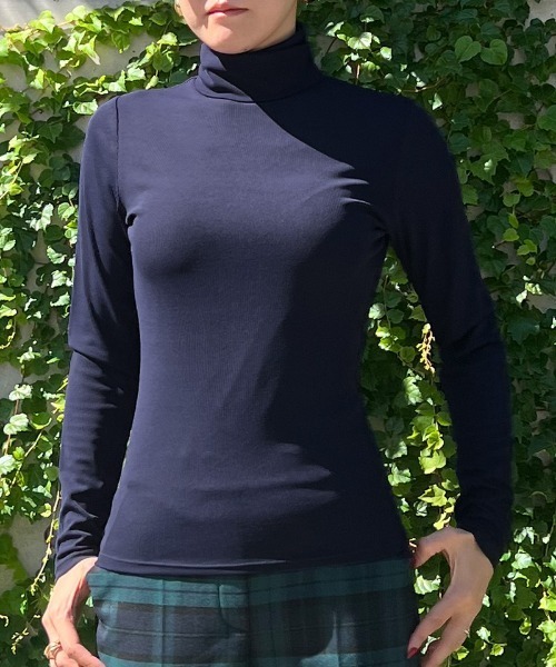JENNE(ジェンヌ)の「ソフトタッチJENNEベーシックカットソー(Tシャツ/カットソー・レディース・ホワイト/ネイビー/ブラック・MEDIUM/LARGE/SMALL)」の16枚目の写真