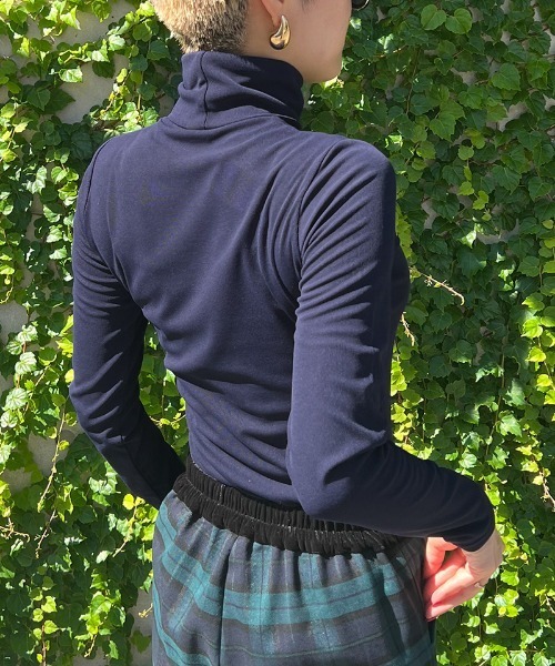 JENNE(ジェンヌ)の「ソフトタッチJENNEベーシックカットソー(Tシャツ/カットソー・レディース・ホワイト/ネイビー/ブラック・MEDIUM/LARGE/SMALL)」の20枚目の写真