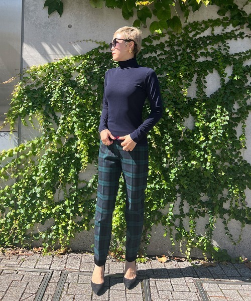 JENNE(ジェンヌ)の「ソフトタッチJENNEベーシックカットソー(Tシャツ/カットソー・レディース・ホワイト/ネイビー/ブラック・MEDIUM/LARGE/SMALL)」の21枚目の写真