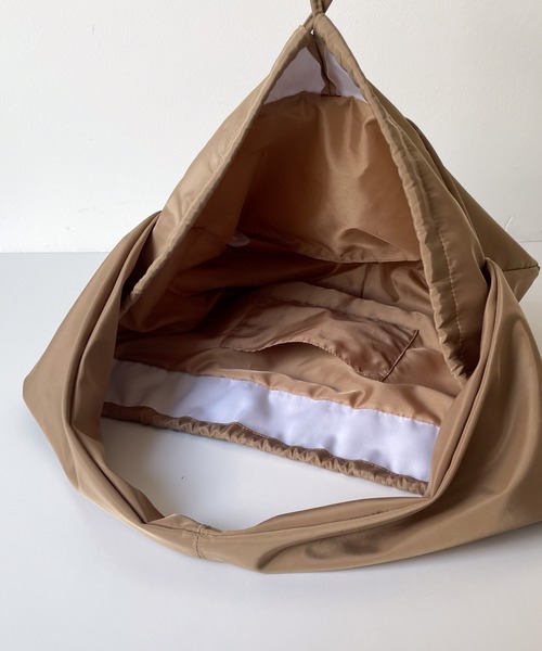 CANAL JEAN（キャナルジーン）の「choice_cnl　Pals.刺繍ショルダーバッグ（ショルダーバッグ・レディース・チャコールグレー/ブラック/ベージュ・ONE SIZE）」の5枚目の写真