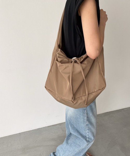 CANAL JEAN（キャナルジーン）の「choice_cnl　Pals.刺繍ショルダーバッグ（ショルダーバッグ・レディース・チャコールグレー/ブラック/ベージュ・ONE SIZE）」の7枚目の写真