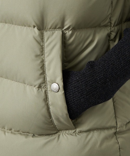 Pyrenex（ピレネックス）の「【PYRENEX / ピレネックス】SPOUTNIC VEST HOODE / スプートニック ダウンベスト（ダウンベスト・レディース・ブラック/ネイビー/グレイッシュベージュ/カーキ・38/40/42/36）」の14枚目の写真